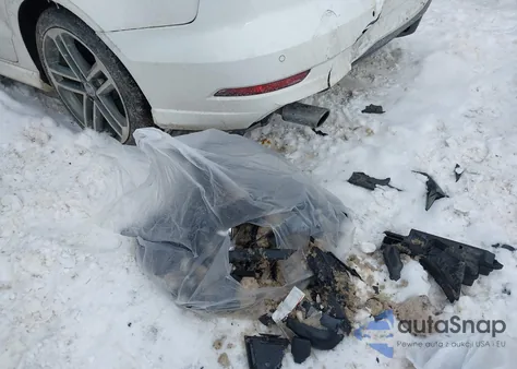 2016 Jeep Cherokee Latitude z USA, uszkodzony, nr VIN 1C4PJMCS3GW253000